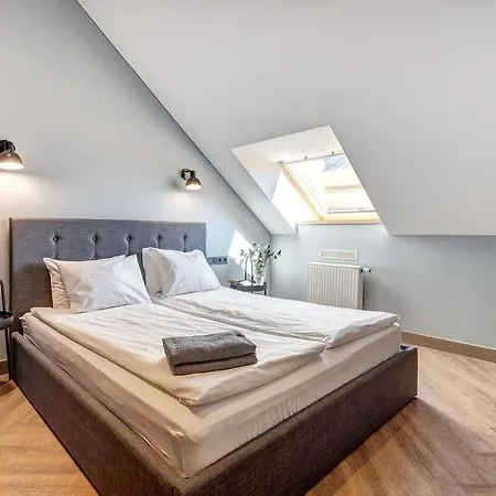 Apartmán Domillion 1bdr New Old Town U2306 *